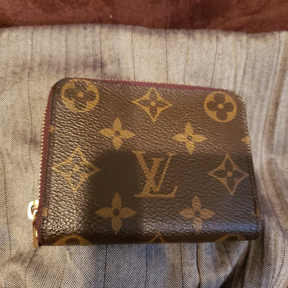 Louis Vuitton Monogram Zippy Coin Purse